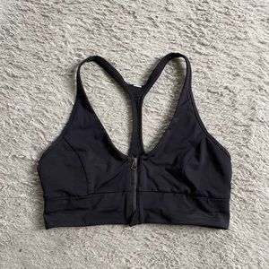 Lululemon sports bra size 10